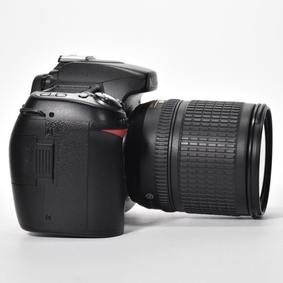 Nikon D80 Outfit SLR Digital Camera 10.2MP 18-135mm Lens 11,790 Clicks 32GB SD - Picture 4 of 16